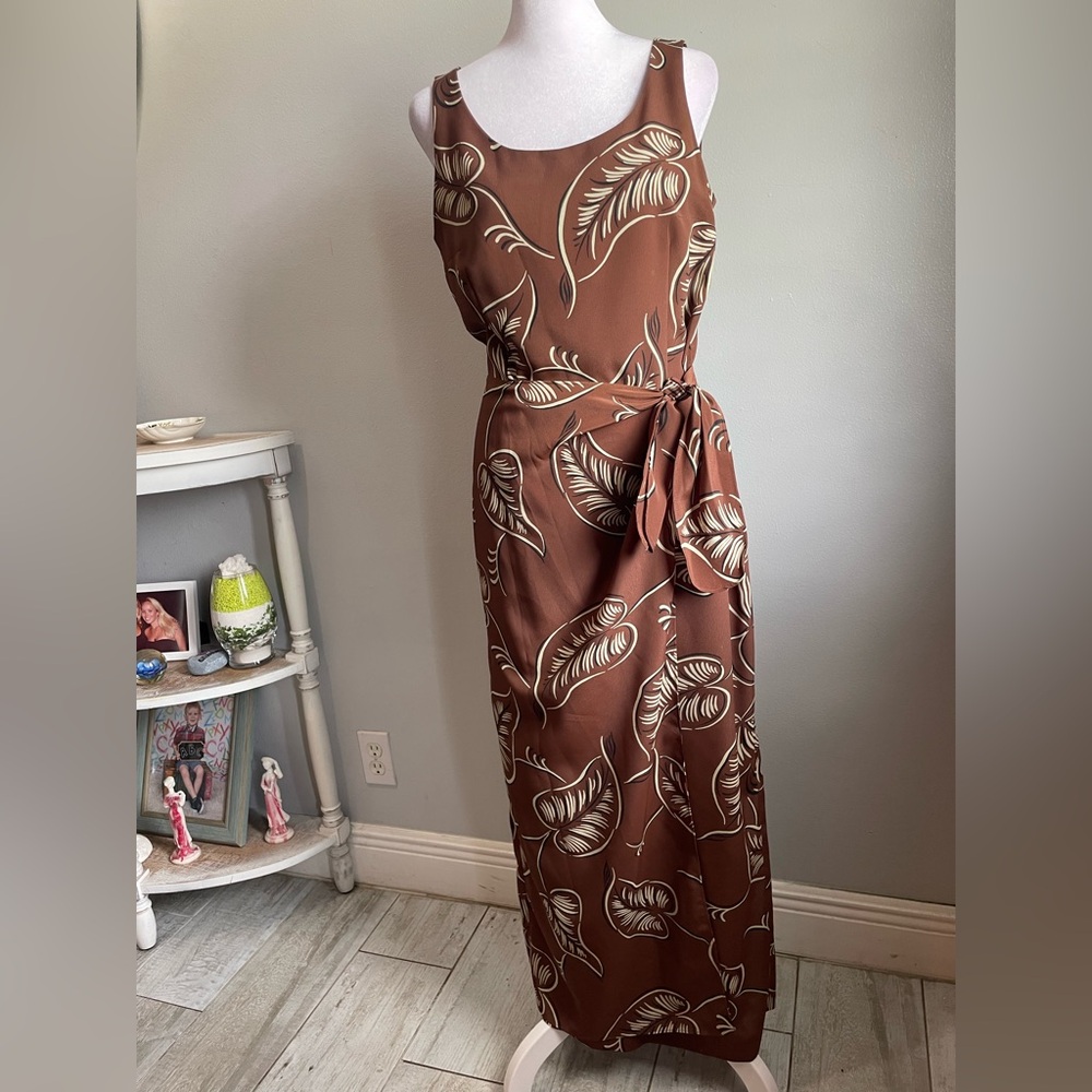 [DW3] Brown Leaf Print Maxi Dress -Size 4